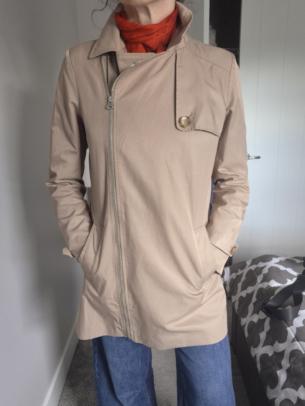 Tommy Hilfiger Beige Asymmetrical Zip Trench Coat Size Small